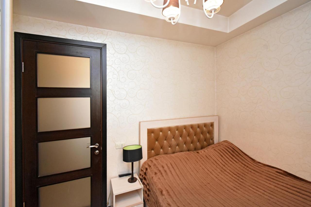 Galaxy Inn Luxury Hostel In Center Jerevan Eksteriør billede